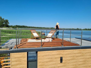 Luxury houseboat for 2 people by the sea, Łazy